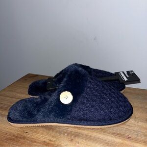 Sonoma Blue Slippers Comfortable and Stylish